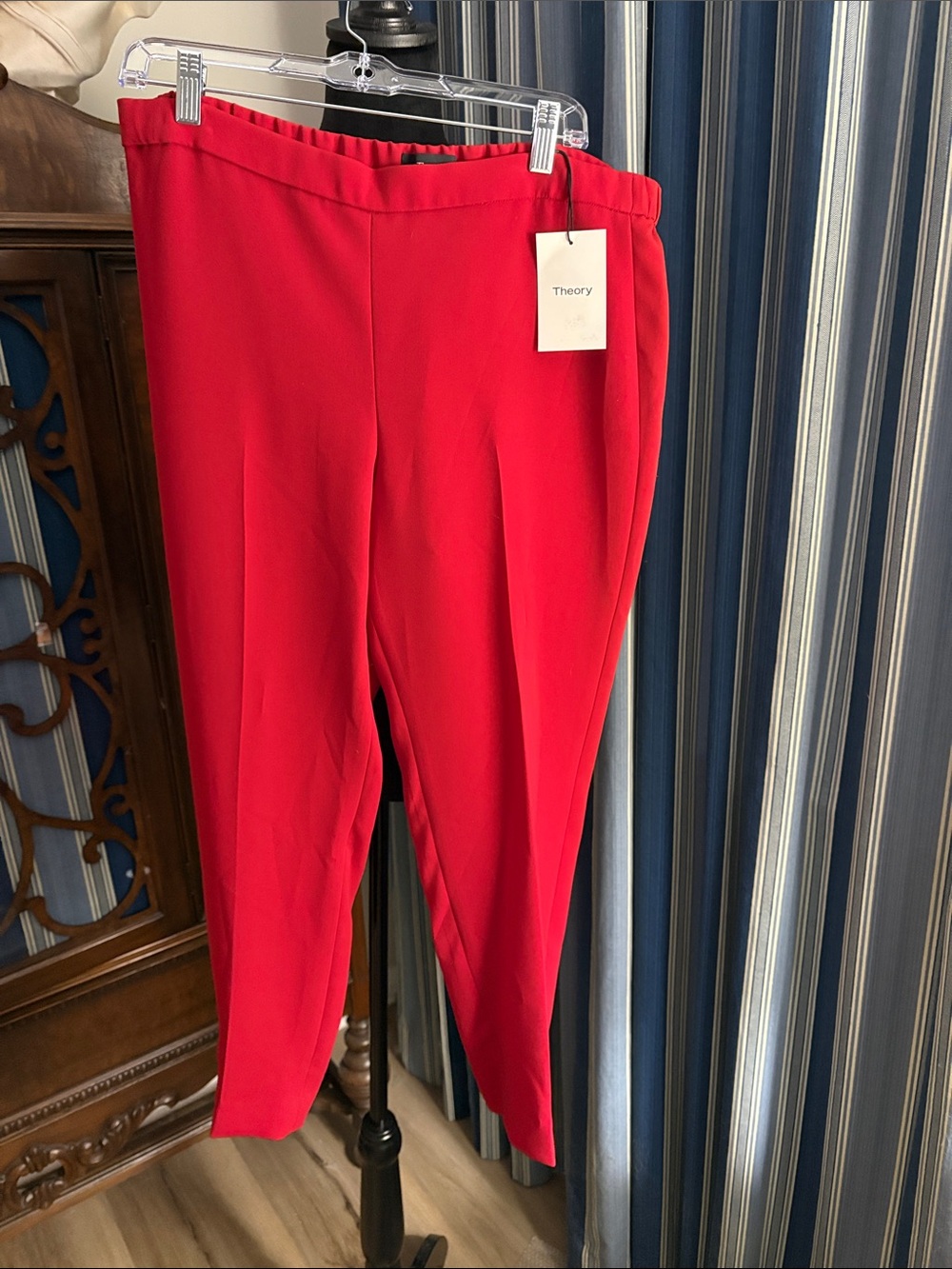 Theory Red Cropped Slim Tapered Pants